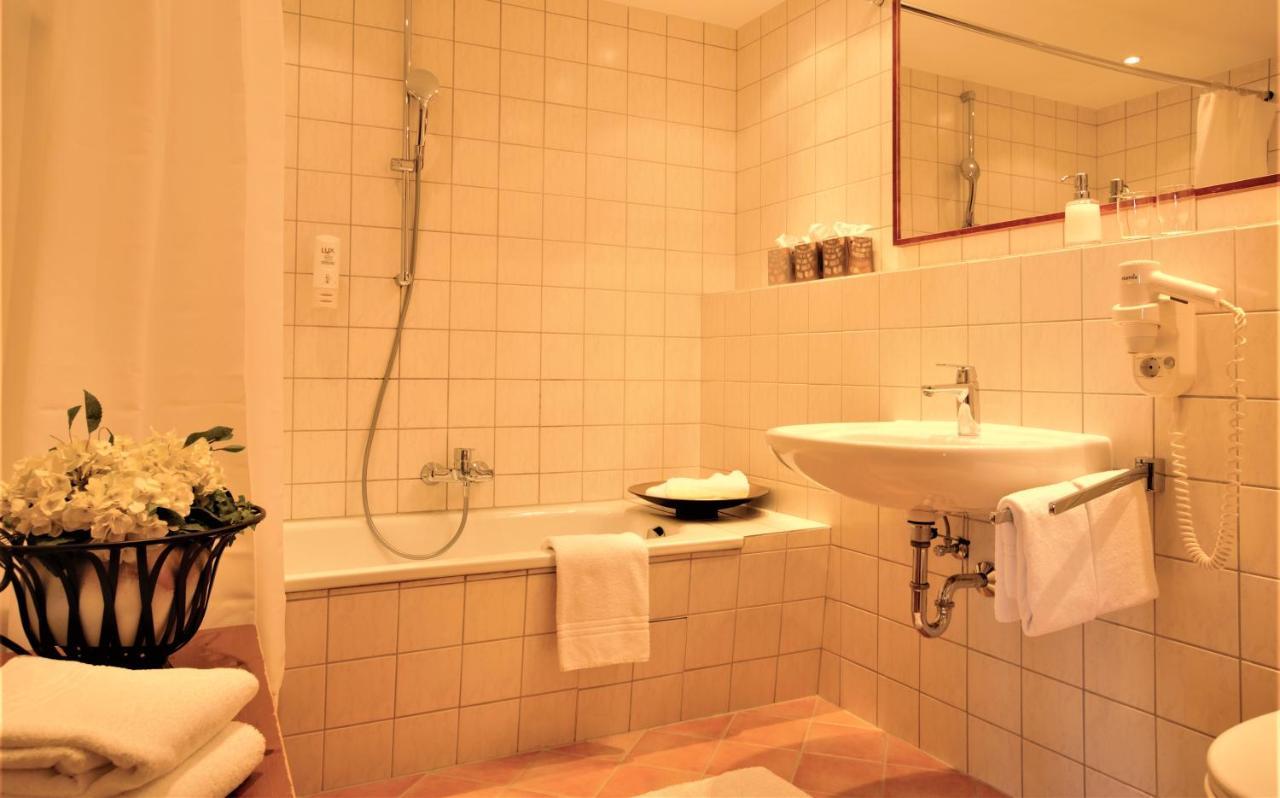 Kapler Alm Hotel Waakirchen Екстериор снимка