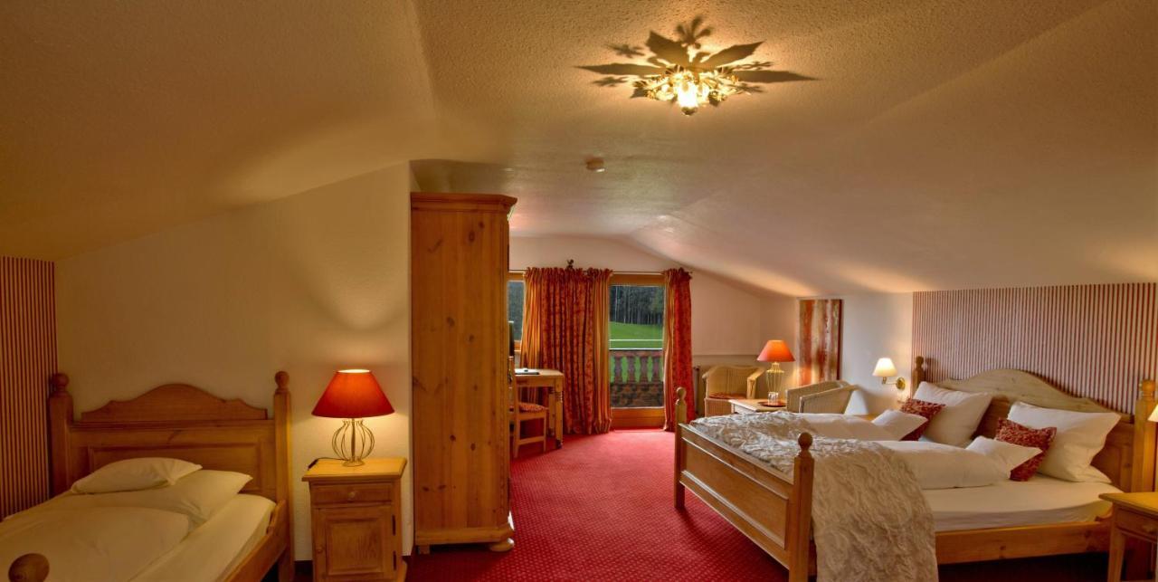 Kapler Alm Hotel Waakirchen Екстериор снимка
