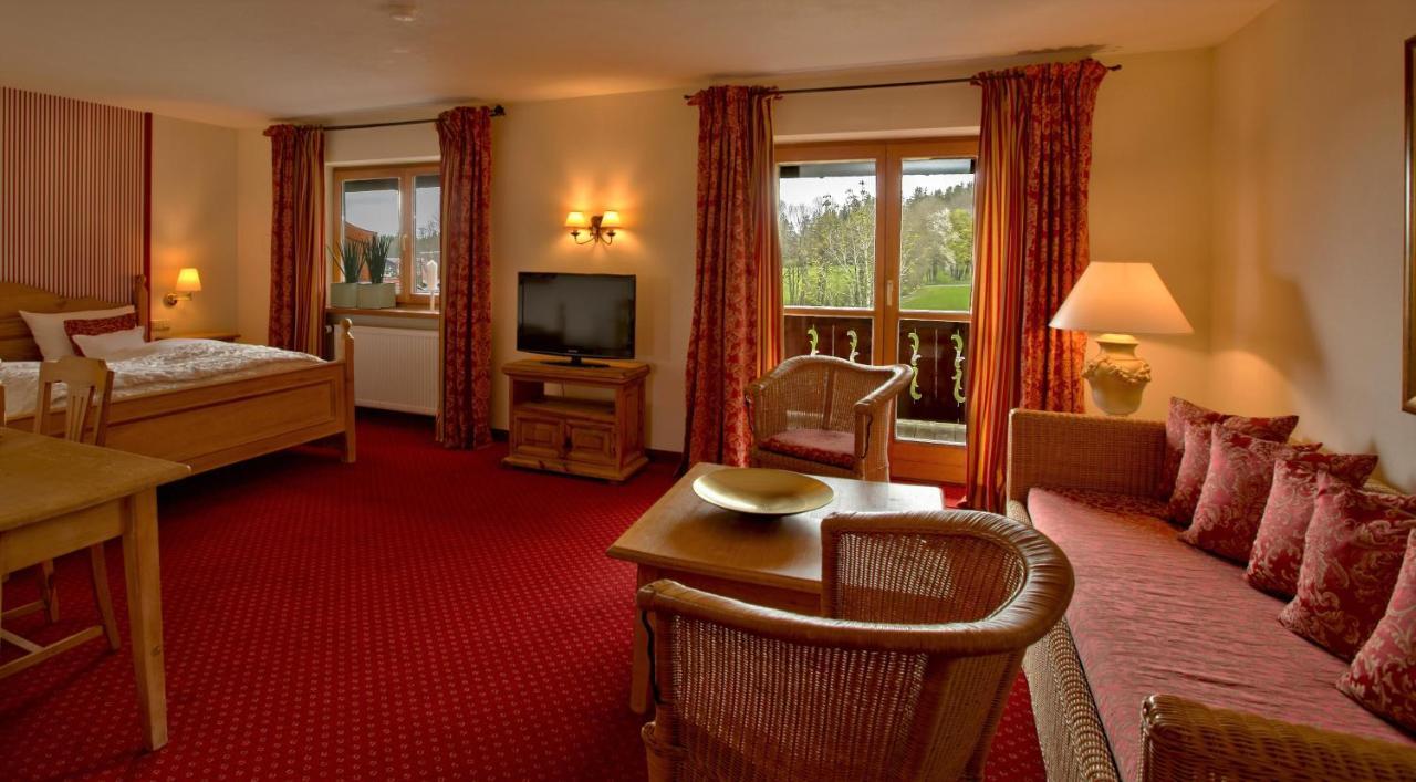 Kapler Alm Hotel Waakirchen Екстериор снимка